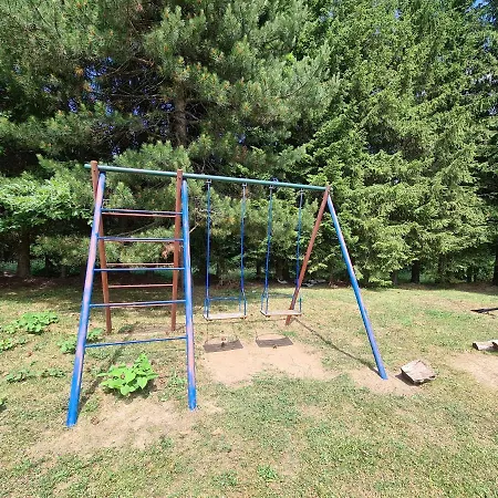 Planinska Kuca Koreni