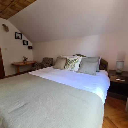 Holiday home Planinska Kuca Koreni