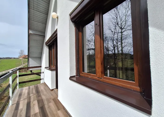 Planinska Kuca Koreni Jasikovice